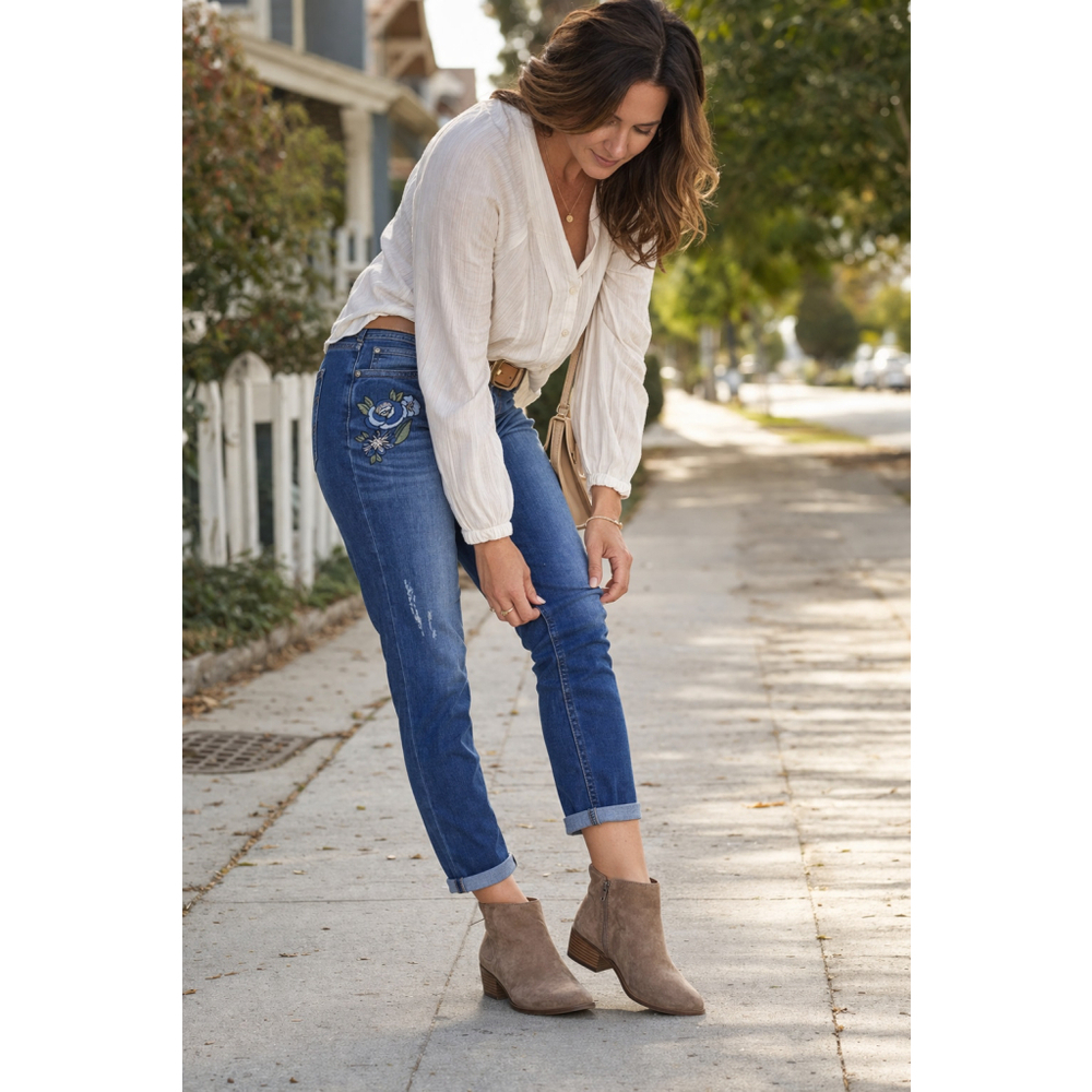Democracy Blue Mid-Rise Cropped Jeans with Floral Embroidery